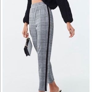 Forever 21 Ankle Pant